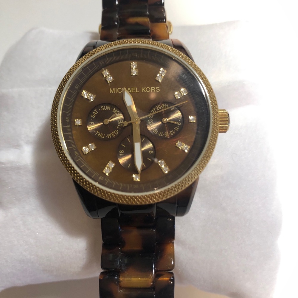 Michael Kors MK5038 Women’s Tortoise /Gold Watch EUC